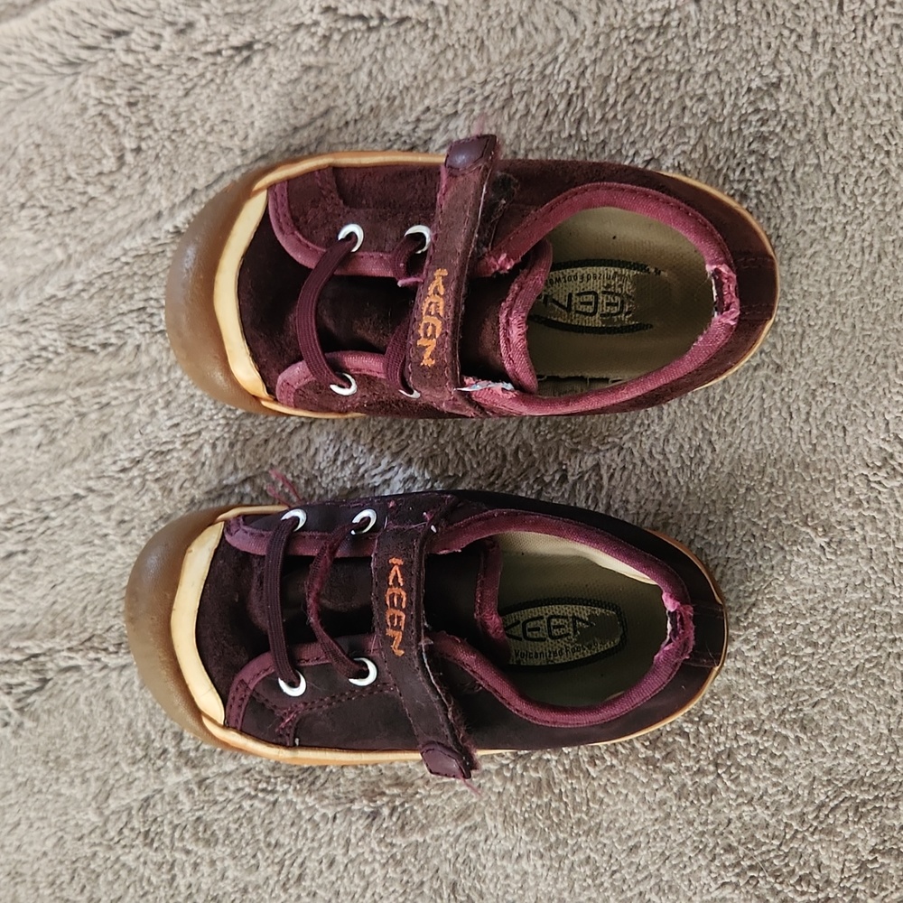 Keen velcro sneakers, toddler size 7, purple.